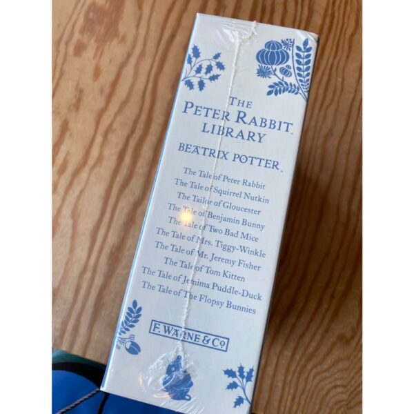 (Eng) (ใหม่มือ1 มีตำหนิเล็กน้อย) The World of Peter Rabbit Peter Rabbit Books Box Set Books 1-10 Hardcover / Beatrix Potter / The World of Beatrix Potter
