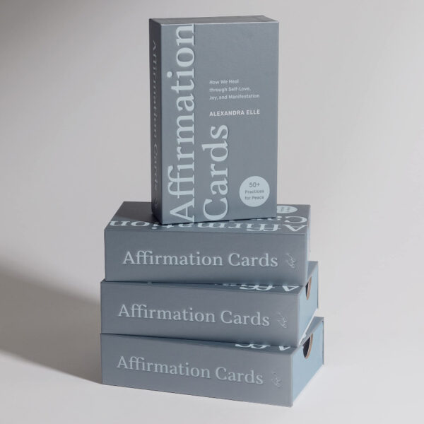 9781797216270-01.jpg (Eng) Affirmation Cards How We Heal through Self-Love, Joy, and Manifestation / ALEXANDRA ELLE