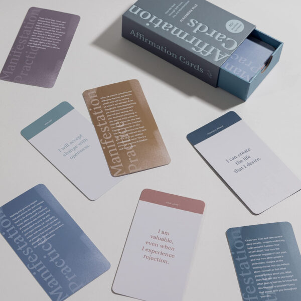 9781797216270-04.jpg (Eng) Affirmation Cards How We Heal through Self-Love, Joy, and Manifestation / ALEXANDRA ELLE