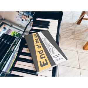 9786162984976-02.jpg End of the road ฉากสุดท้ายของชีวิต / โตมร ศุขปรีชา / Salmon Books