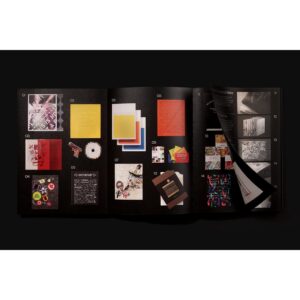 A Book on Books: New Aesthetics in Book Design ( Paperback ) / Victionary