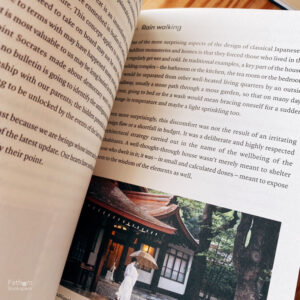 (ENG / ปกแข็ง) Mind & Body: Mental exercises for physical wellbeing; physical exercises for mental wellbeing / The School of Life
