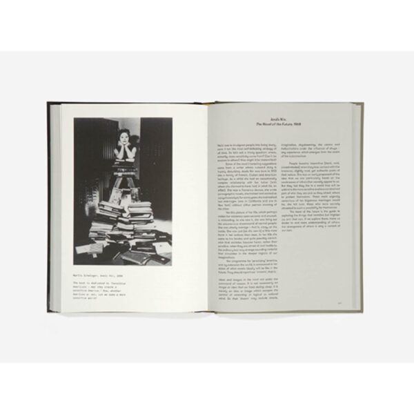 (Eng) (Hardcover) A Therapeutic Library 100 essential books that teach fulfilment, calm and well-being / The School of Life